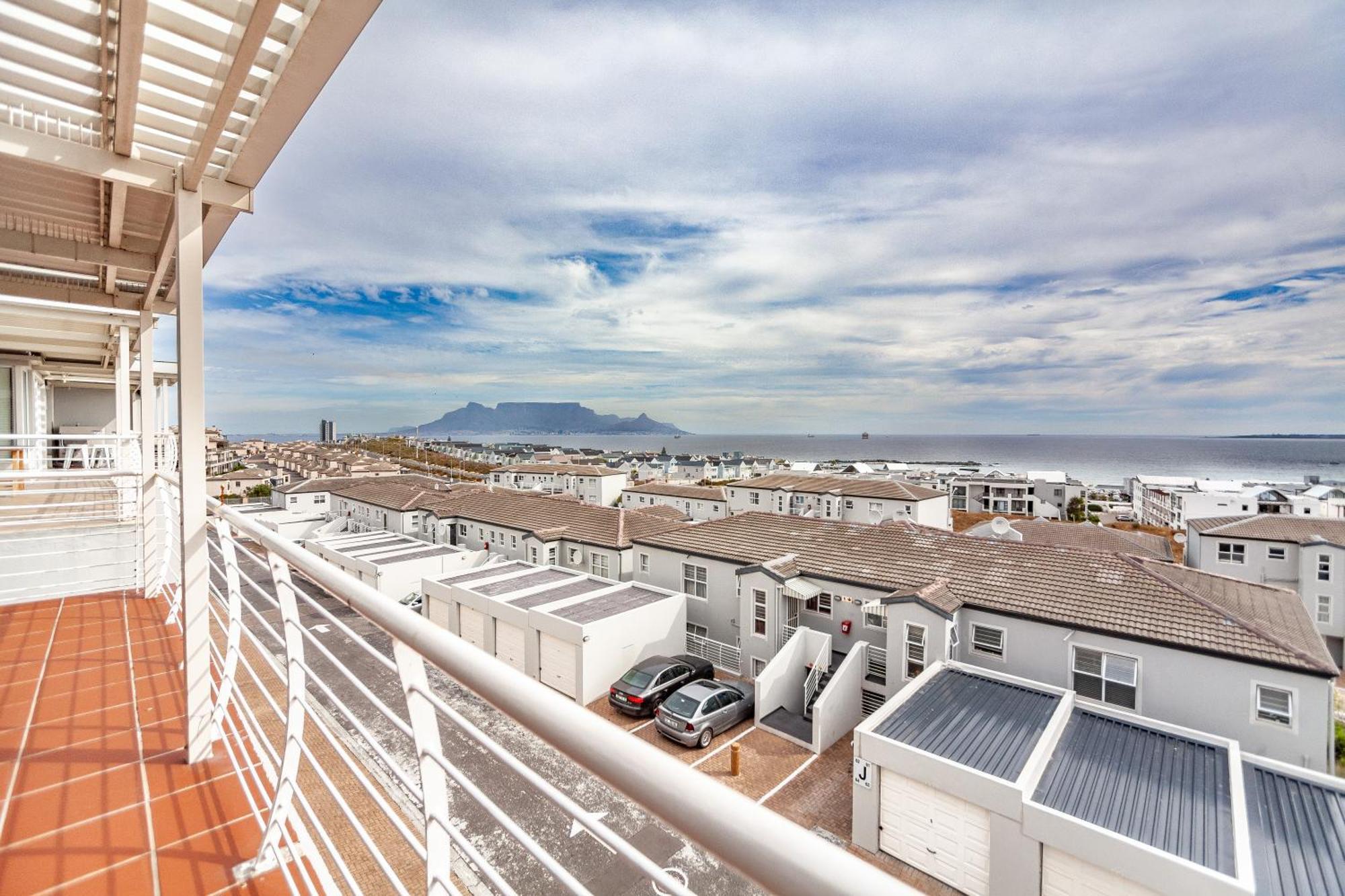 Beachfront Penthouse With Ocean & Table Mountain Views, 18 Dolphin Ridge Apartamento Cidade Do Cabo